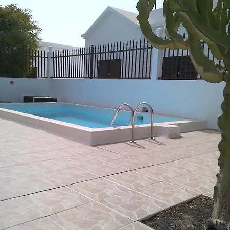 Sal Villa